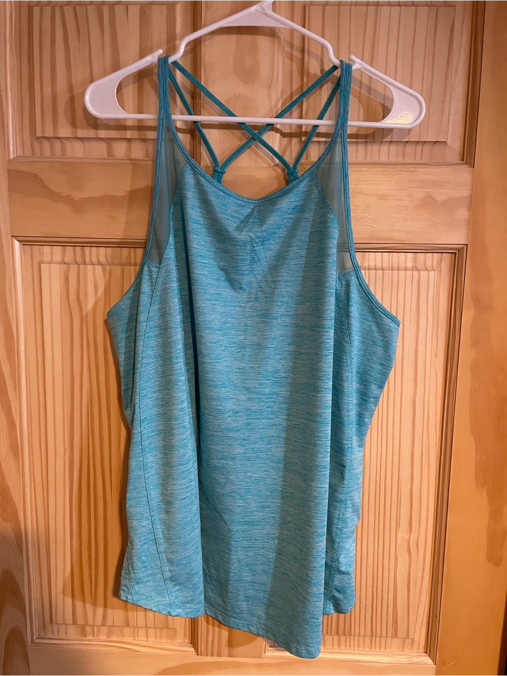 Athletic Works Teal Cross-Back Tank Top